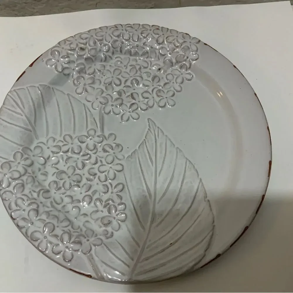 New Mud Pie Hydrangea salad Dessert Plate 9 in. P10